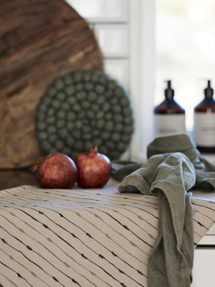 Tovaglia 'Unni' 145x280 - Verde