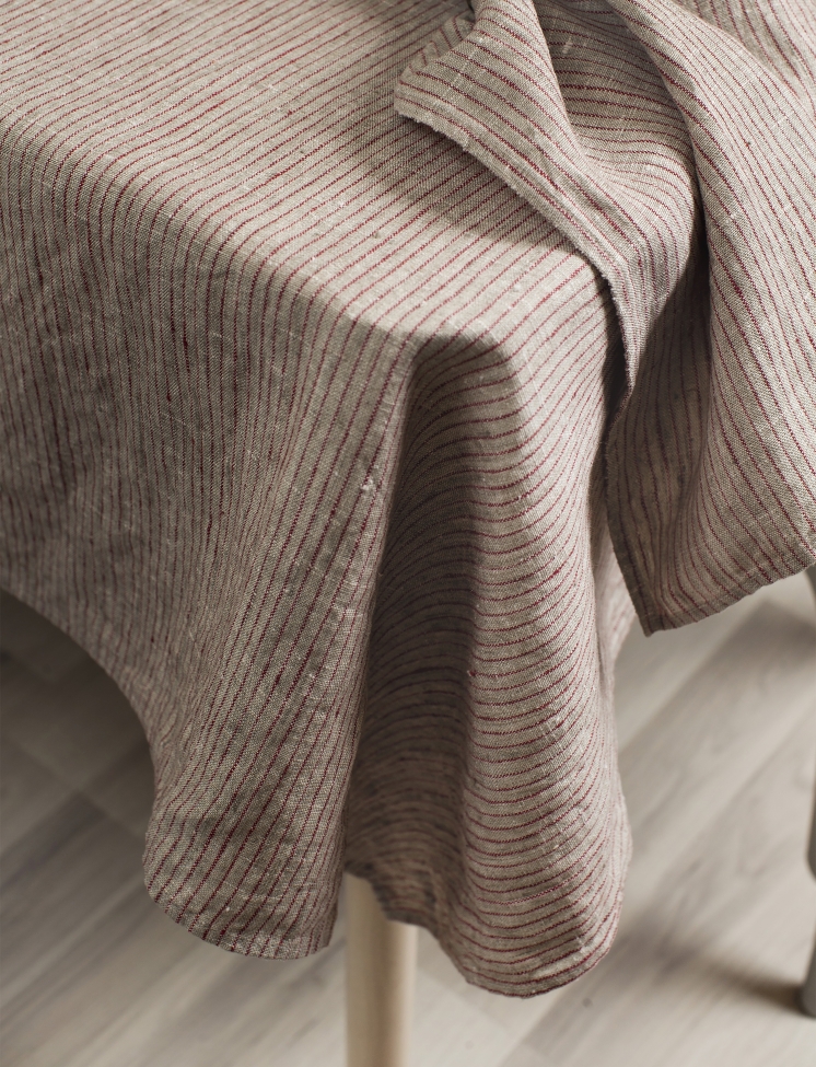 Tovaglia 'Linus' 145x330- Rosso/Nero