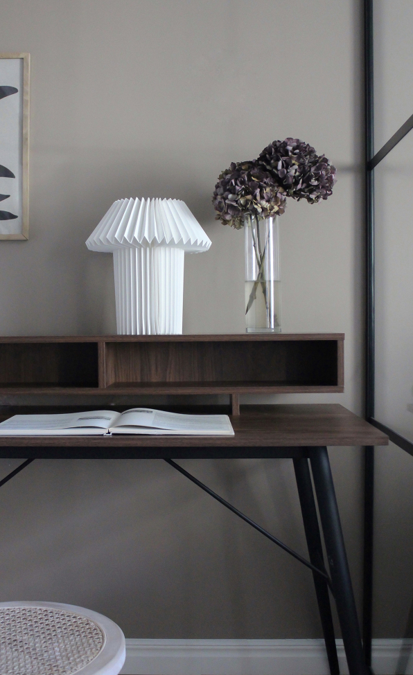 Scrivania 'Aspa' - Noce/Naturale