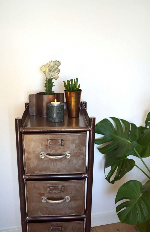 Armadio vintage 'Saga'