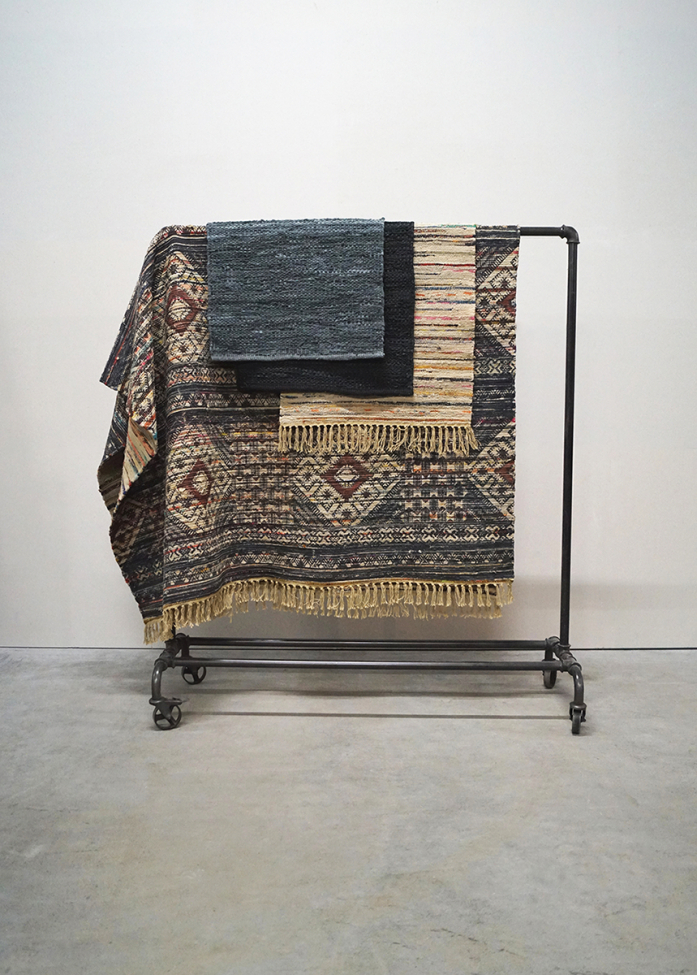 Attaccapanni 'Mezza' - Metallo