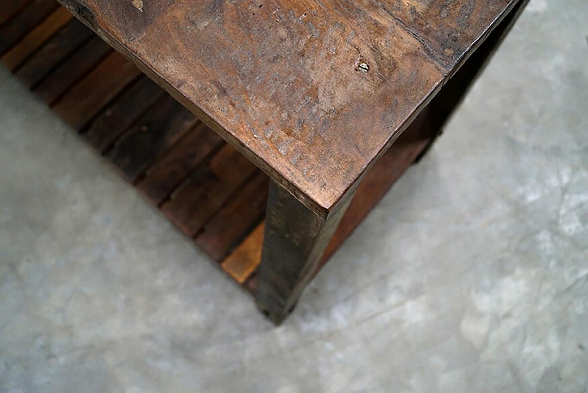 Tavolo in legno rustico 'Rama' - Legno