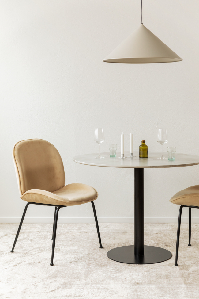 Gruppo pranzo 'Marbelous Lux' - 1 Tavolo Ø100 & 4 Sedie