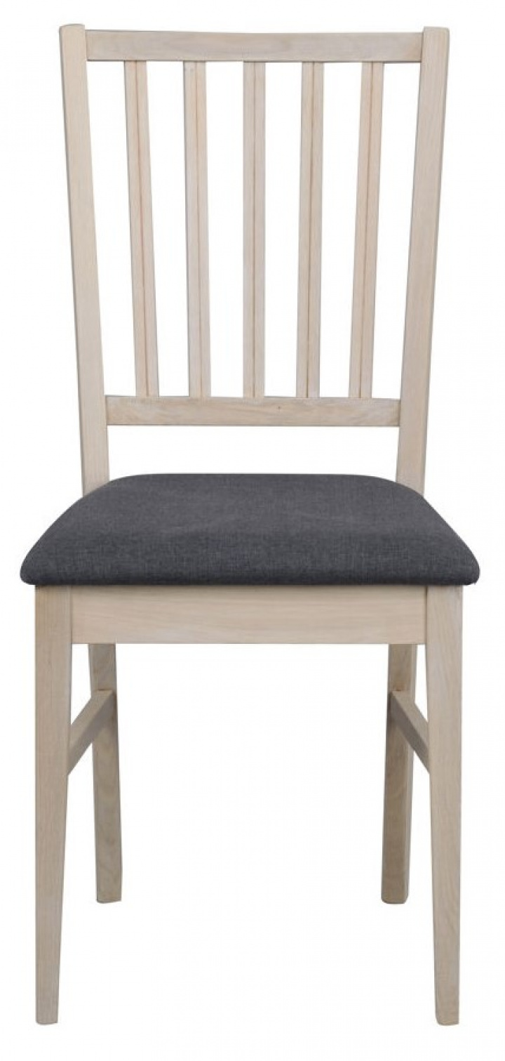 Sedia \'Filippa\' - Rovere bianco/Grigio nel gruppo Mobili / Mobili per sedersi / Sedie presso Reforma (113782)