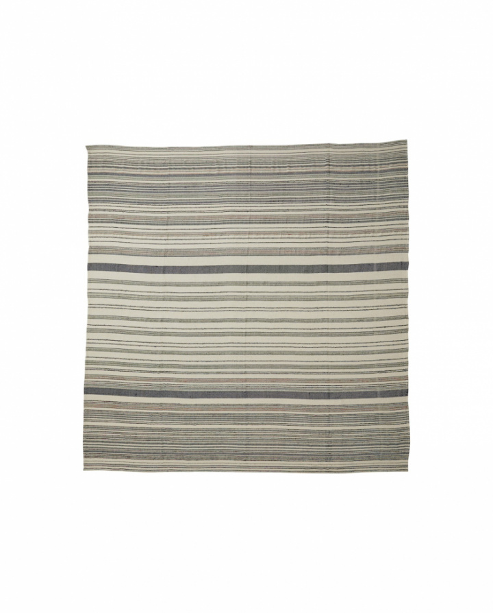 Coperta \'Vesper\' 270x270cm - Bianco/Strisce nel gruppo Arredamento / Tessuti / Coperta presso Reforma (6101)